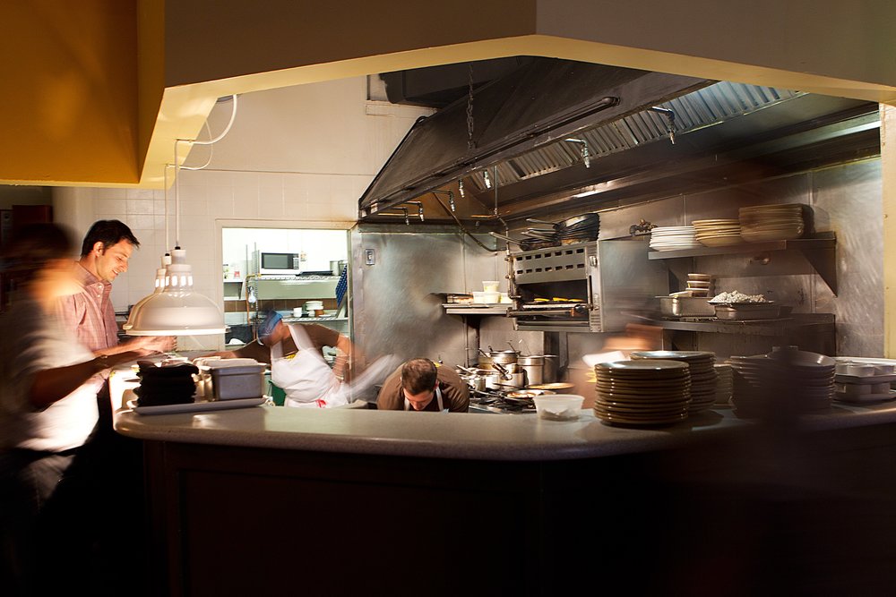 255088 opentable %20staff%20open%20kitchen 96f508 large 1502265593