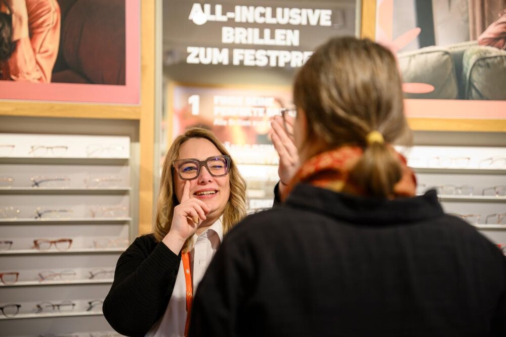 eyes + more eröffnet neue Brillenfiliale in Eberswalde – Fashion-Brillen zum Festpreis. Alles ink...