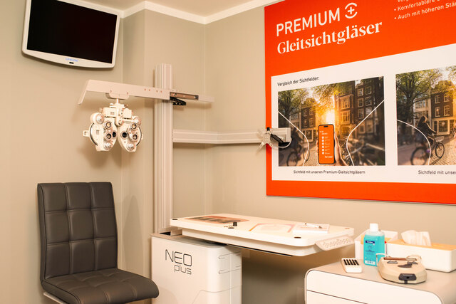 Eye examination room, Metropolitan Store June 2026.jpg