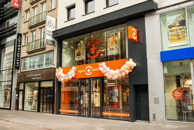Front view of the Metropolitan Store from the right corner, landscape, Cologne  June 2026