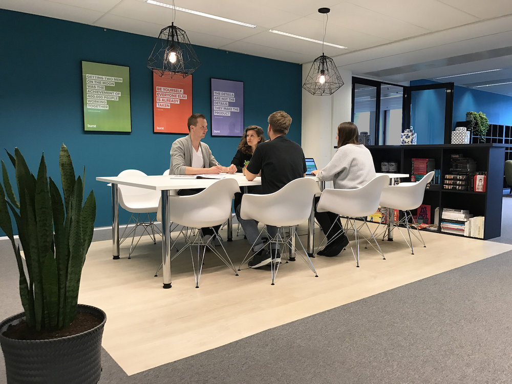 258815 burst office rotterdam b662b8 large 1505970842