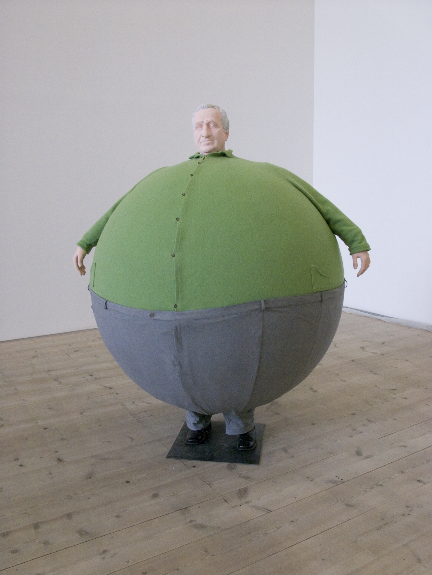 248187 the%20artist%20who%20swallowed%20the%20world,%202006%20foto%20colin%20davison,%20%c2%a9%20vg%20bild kunst,%20bonn%202017 print 52b504 original 1495527432