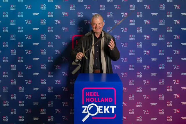 Schenker Frank de Vries met het Zwaard uit de tv-serie Floris