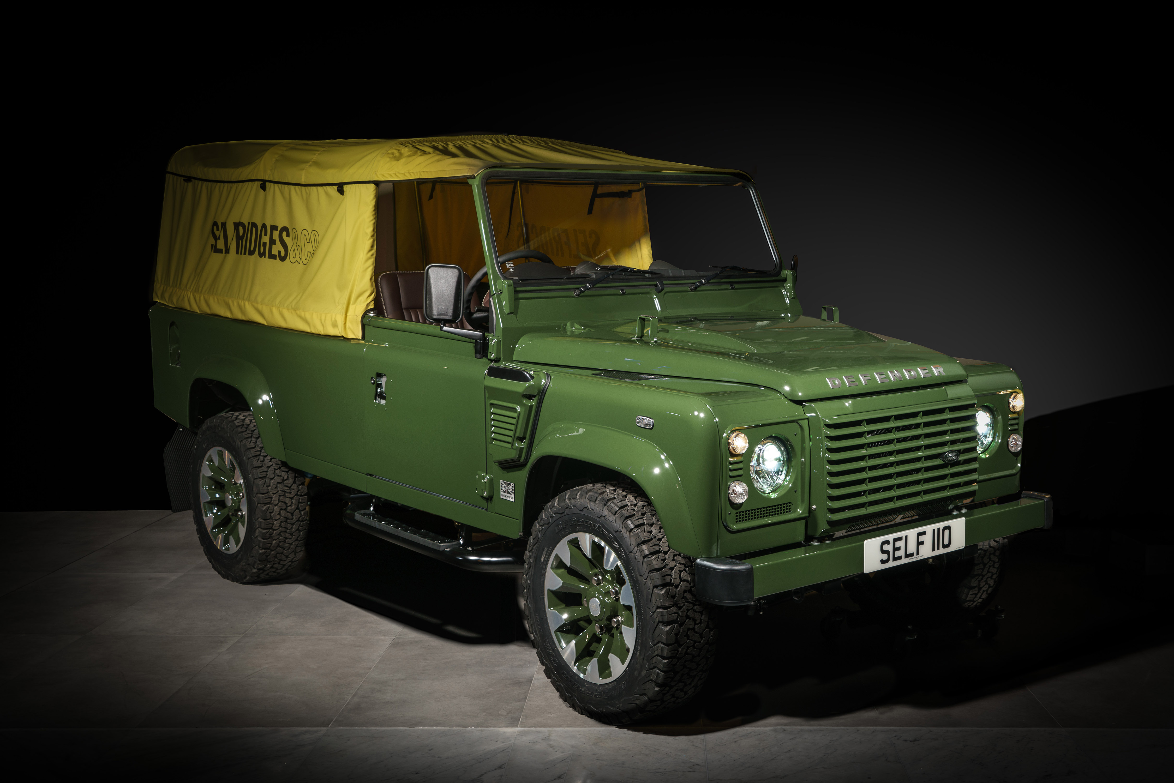 294743 00 land rover defender c0a89c original 1540980102