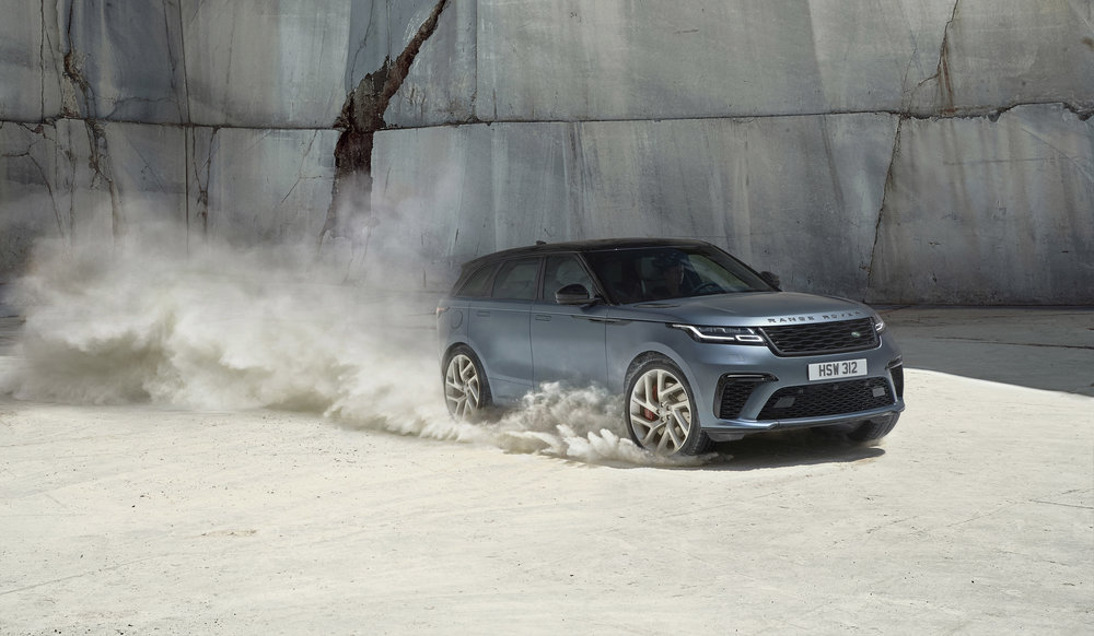 302677 00 rr velar sva d 19 5my location 050219 002 glhd 888d73 large 1549298547