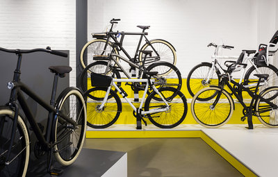 VANMOOF ADAM LR credits Charlotte Visser 7
