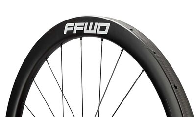 FFWD-RYOT44T-WHT-logo