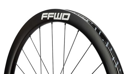 FFWD-RYOT44-WHT-logo