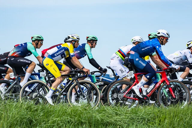20260412_1140-Paris-Roubaix-LeonvanBon-114A5606 