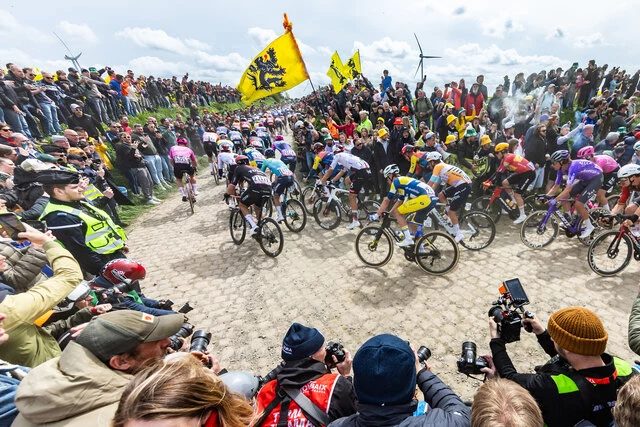 20260412_1308-Paris-Roubaix-LeonvanBon-114A5825 