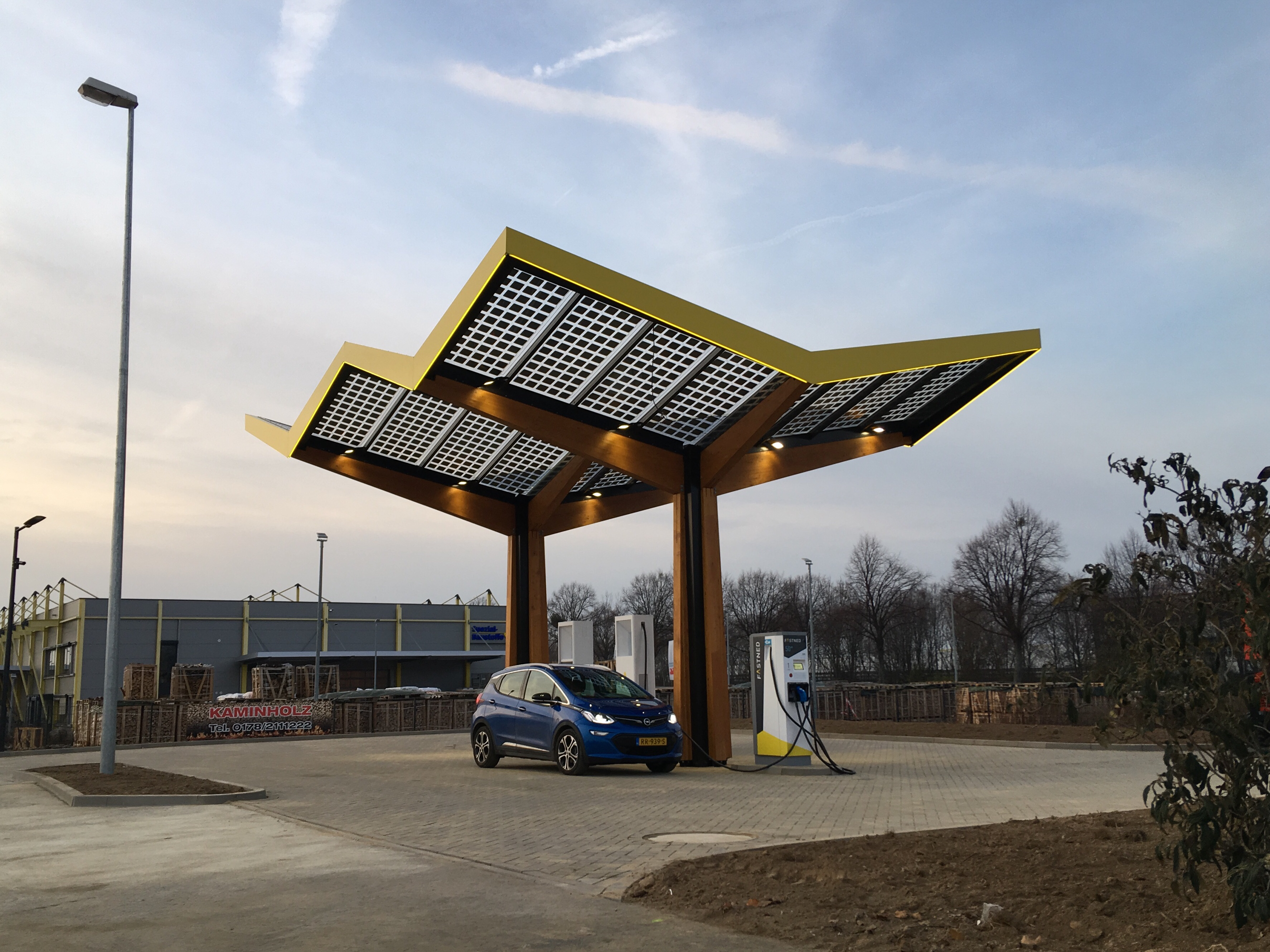 296931 fastned%20fast%20charging%20station hildesheim germany 24de47 original 1543482312