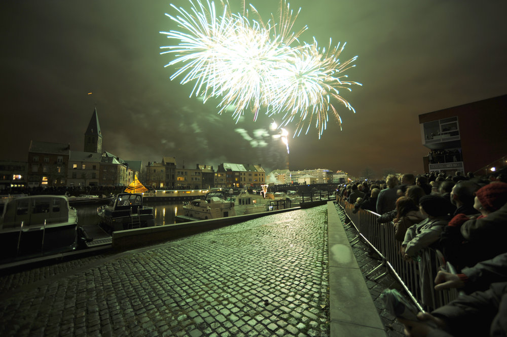 232031 vuurwerk a4bb58 large 1481545849