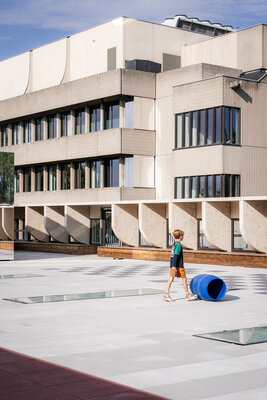 De dakspeelplaats van Freinetschool 't Groen Drieske.