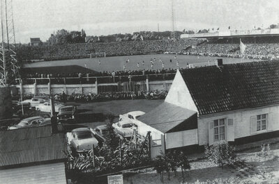 Jules Ottenstadion na uitbreiding voor 25.000 bezoekers - 1958