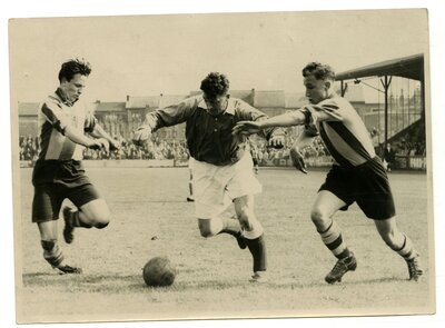 Freddy Chaves in aanval als eerste grote vedette Gantoise - ca 1950