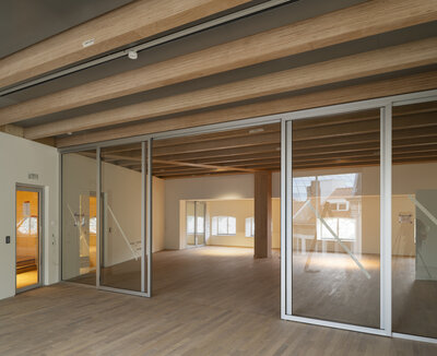 Op de tweede verdieping komen twee workshopruimtes.© Michiel De Cleene