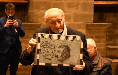 Vier generaties zijn vertegenwoordigd met elk een tijdcapsule. Hier: Michel Bracke.