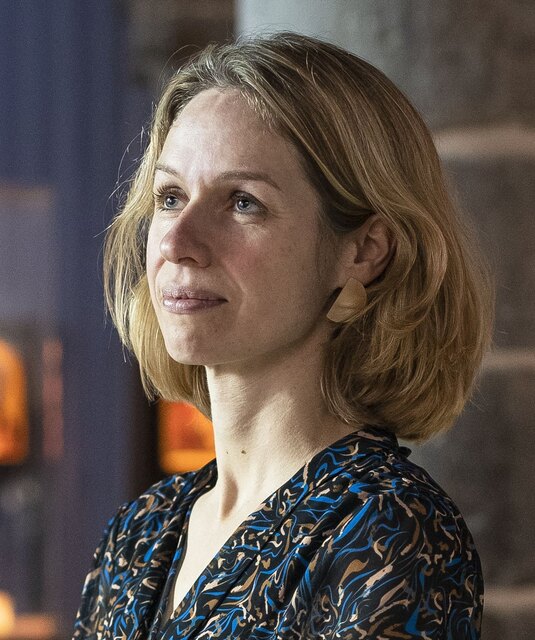 Anne Van Oosterwijk.