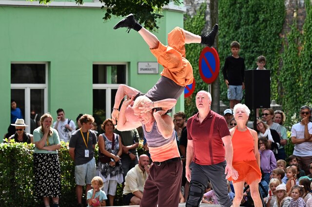Een spectaculaire voorstelling op dag twee van de Feesten.ag twee van de Gentse Feesten.