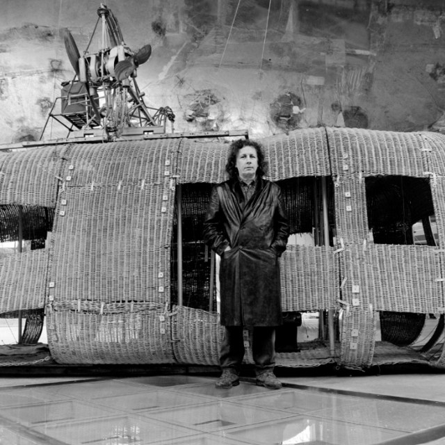 Panamarenko, The Aeromodeller, 1969-1971. Foto Jérôme Schlomoff © Paris, 1998