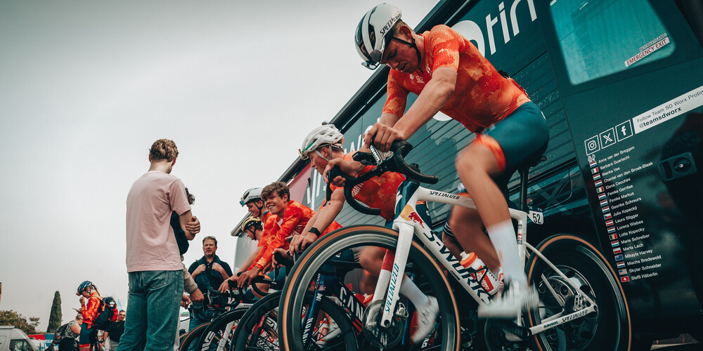 657178 de%20ek%20docu2 3e0f6d large 1772027959