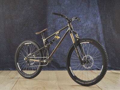 AG-BespokedDresden25-BestMTB-LooseLevin-01.JPG