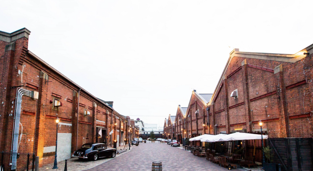 GLION 2 - Photo credit GLION Museum.png