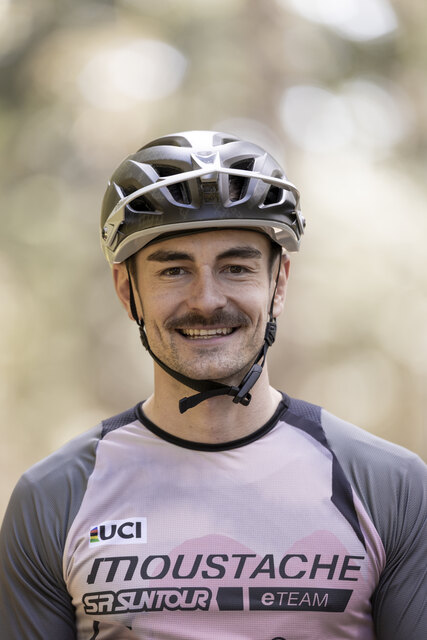 Team_Moustache_SR_Suntour_2026_©Hoshi_Yoshida_Whyex0E3A6567.jpg