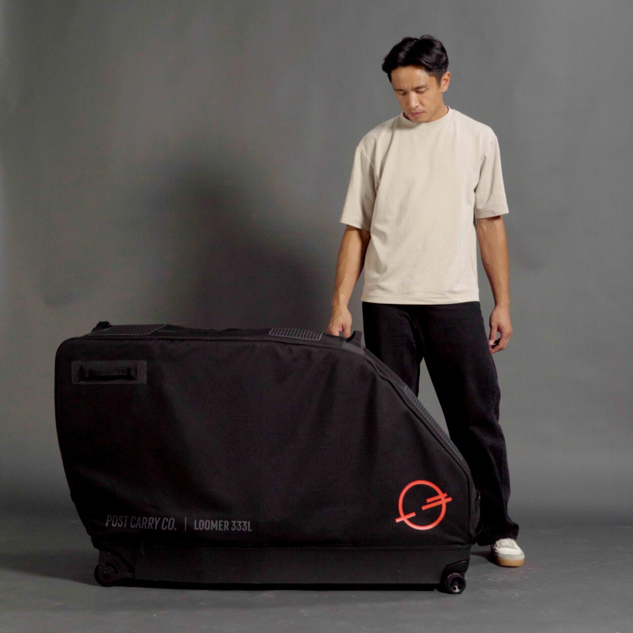 packing 4K.00_03_46_04.Still006.jpg