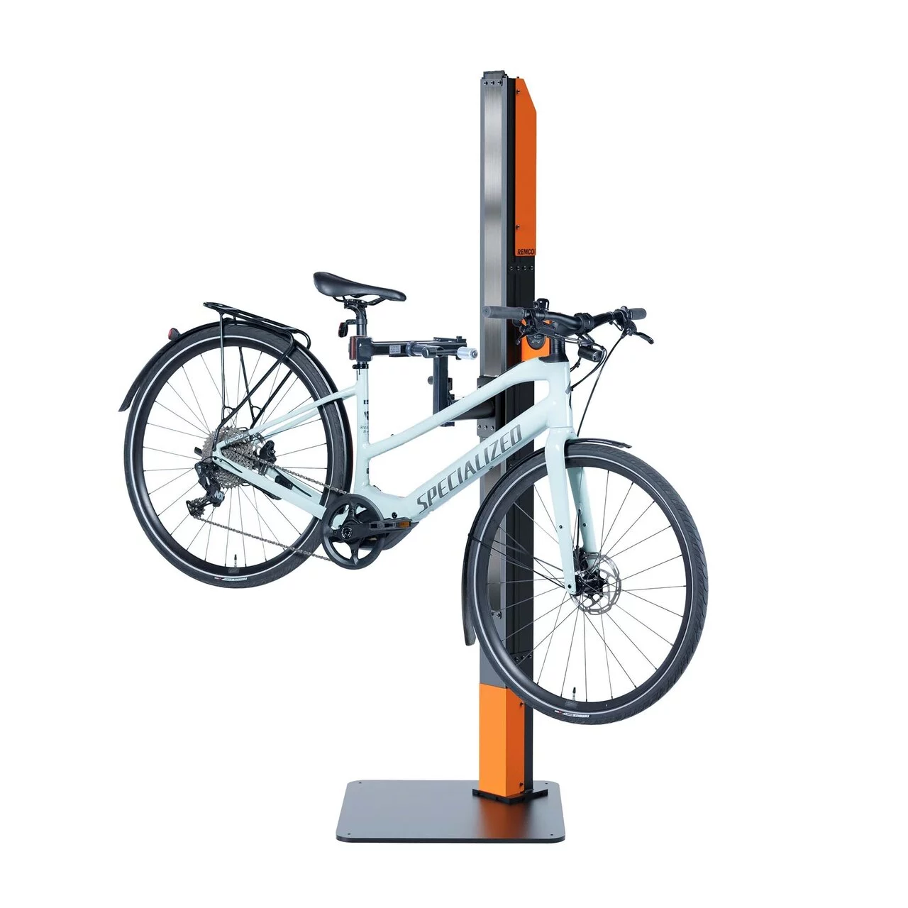 Copy of remco-tools-2026-hi-lo-with-bike-01.jpg
