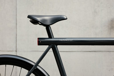 2018_VanMoof_Smart_S_1.jpg