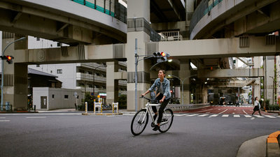 VanMoof_Smart S_lifestyle_05.jpg