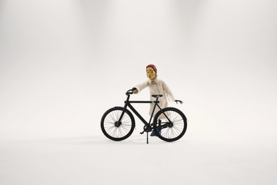 2022_SuperThieves_S3Dark_Uncropped_Still_1