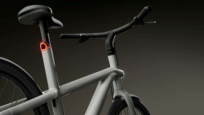 2022_A5_DARK_Angle_16x9