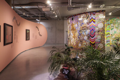 Museum Boijmans Van Beuningen Beyond Surrealism - Emma Talbot - 0091 - Fotografie Natascha Libbert.jpg