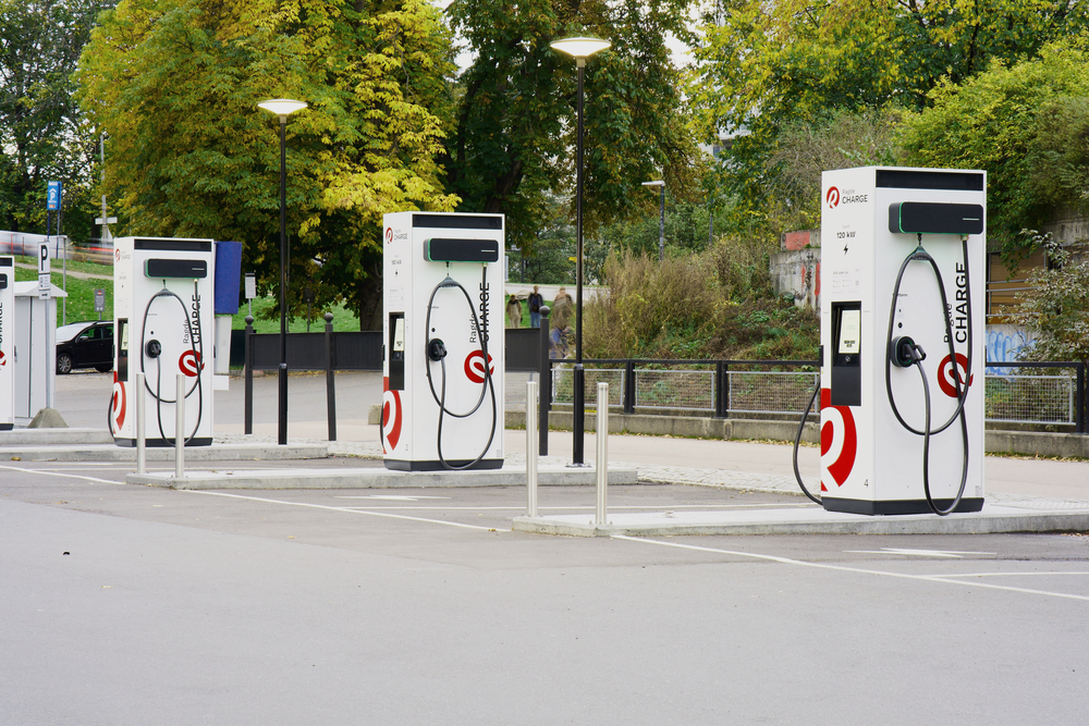 Ragde Charge Installs EVBox Charging Stations in an Effort to Develop Sustainable Solutions for their Properties