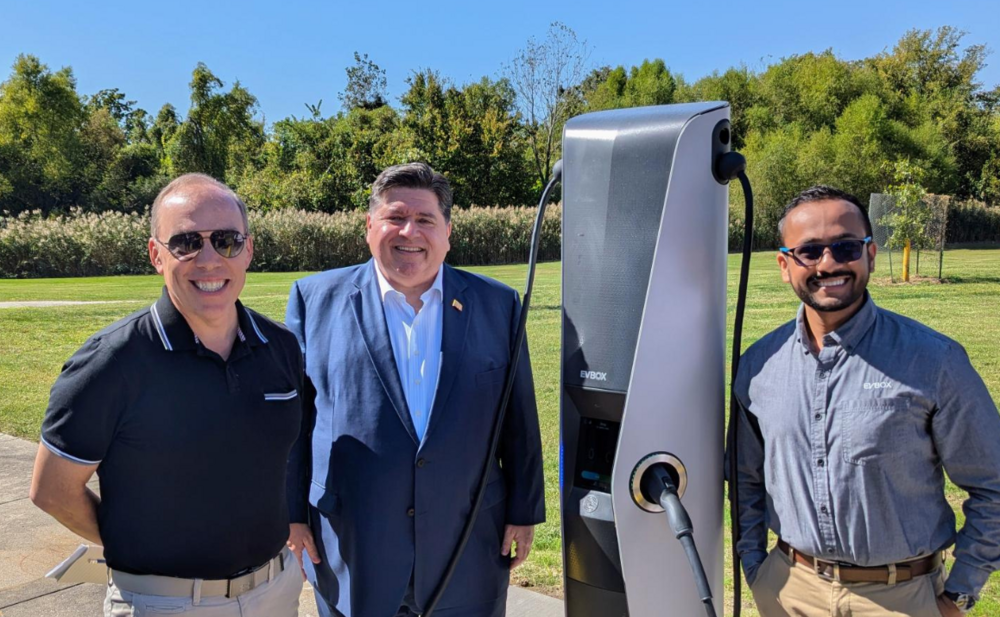 From left: Dan Fedor, NA Senior Business Development Manager at EVBox, JB Pritzker, Illinois Governor
And Sunny Patel, NA Senior Product Manager at EVBox with EVBox Iqon.