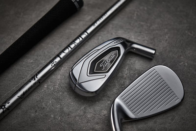 Titleist T400