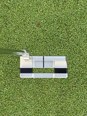Yanhan Zhou | Studio Style Squareback 2 tour prototype putter