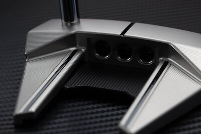 New Scotty Cameron Phantom 7