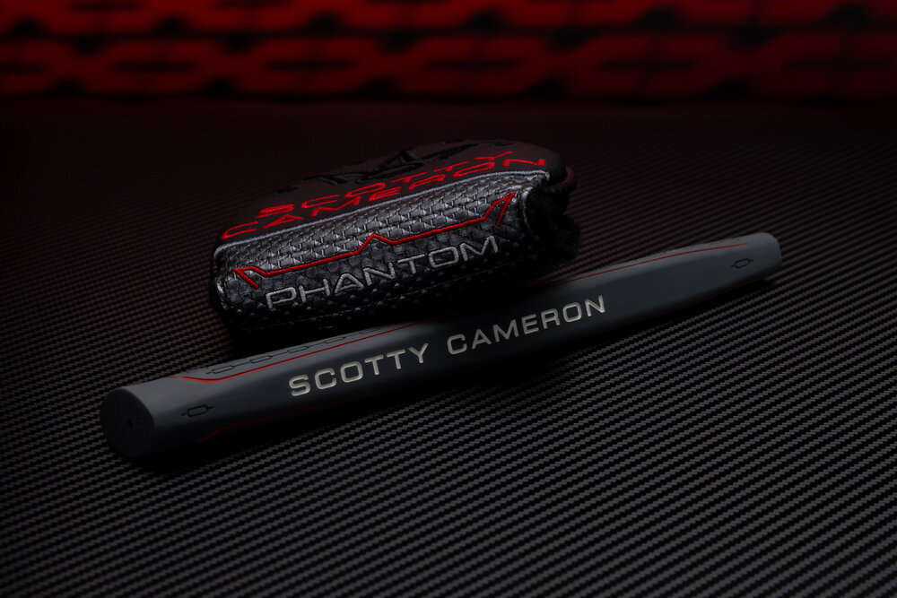 New Scotty Cameron Phantom grip and headcover