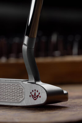 New Scotty Cameron Studio Style Santa Fe