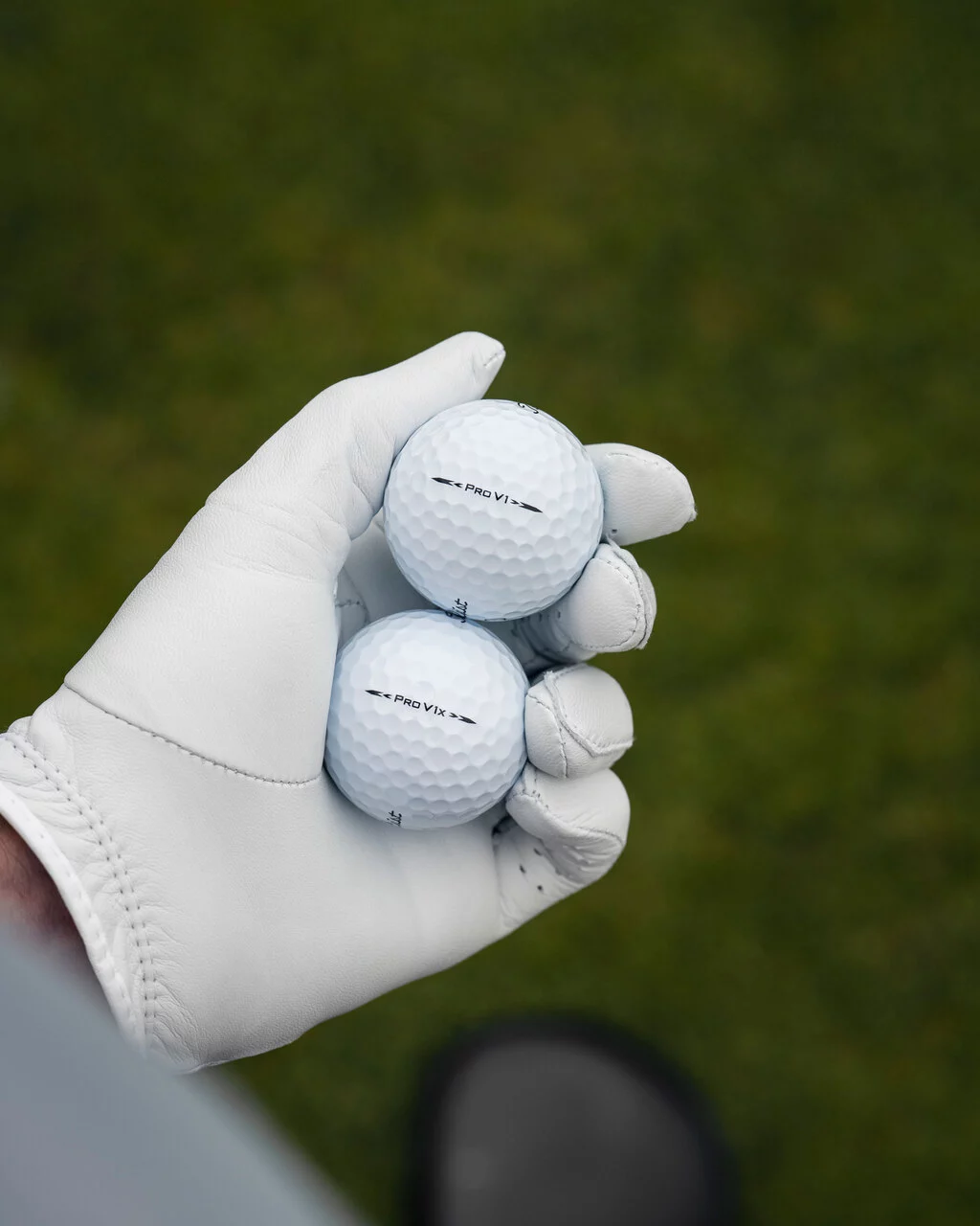 NEW Titleist Pro V1 and Pro V1x golf balls