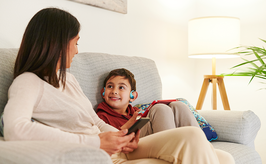 624879 jbl junior free lifestyle03 teal 63a23b large 1762271100