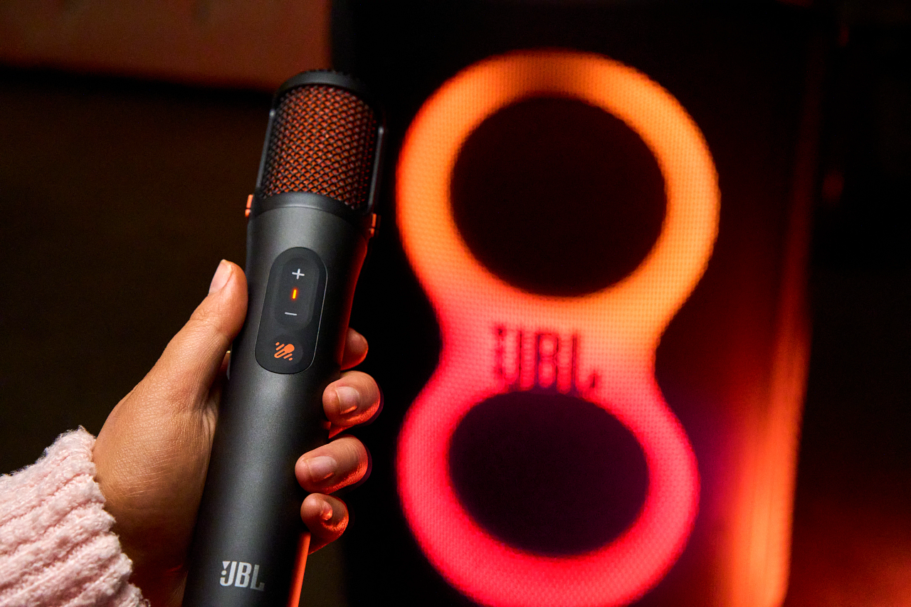 661880 jbl%20easysing%20mics%20lifestyle%20%281%29 e56654 large 1773326386