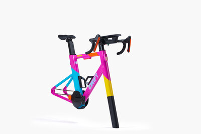 20250626_ZWIFT-ECOM_SHOT_21_006.jpg