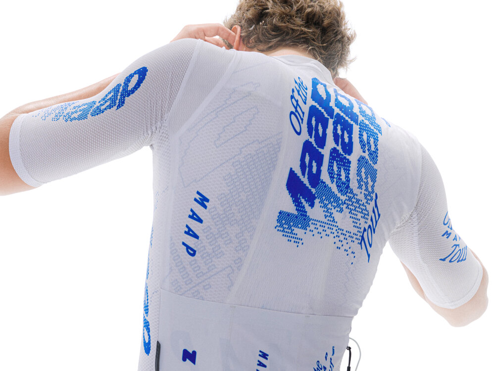 ZWIFT MAAP_Lookbook_4x3_6.jpg