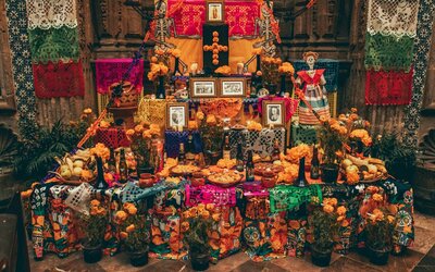 Collectief altaar Dia de los Muertos Abby (c) Pexels