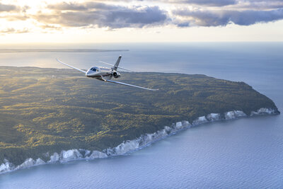 Cessna Citation Latitude air-to-air