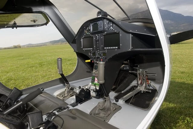 Pipistrel Virus SW Cockpit 